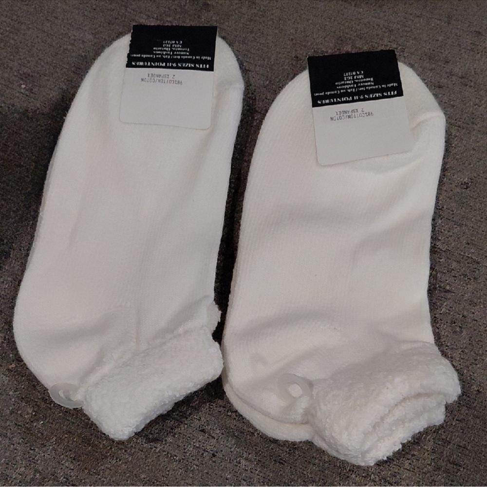 White Men's Socks